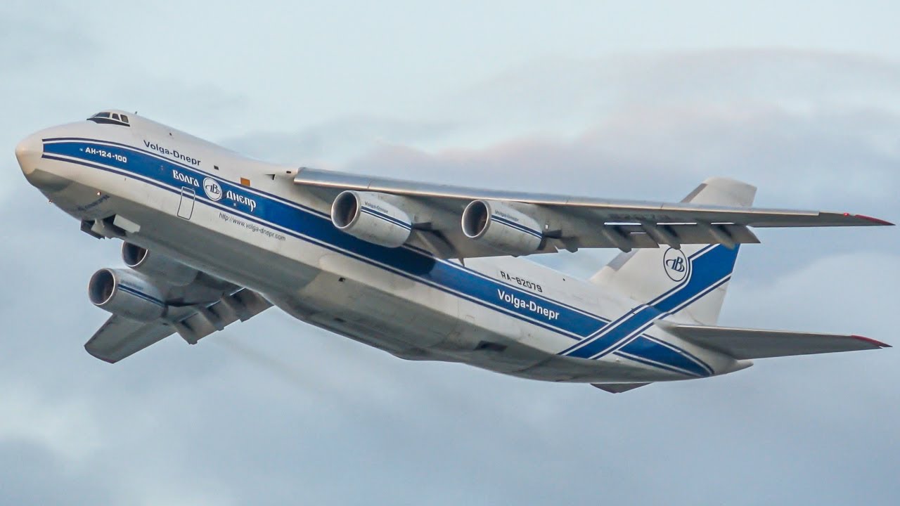 Volga-Dnepr An-124-100 Takeoff at Chicago O'Hare Int'l Airport
