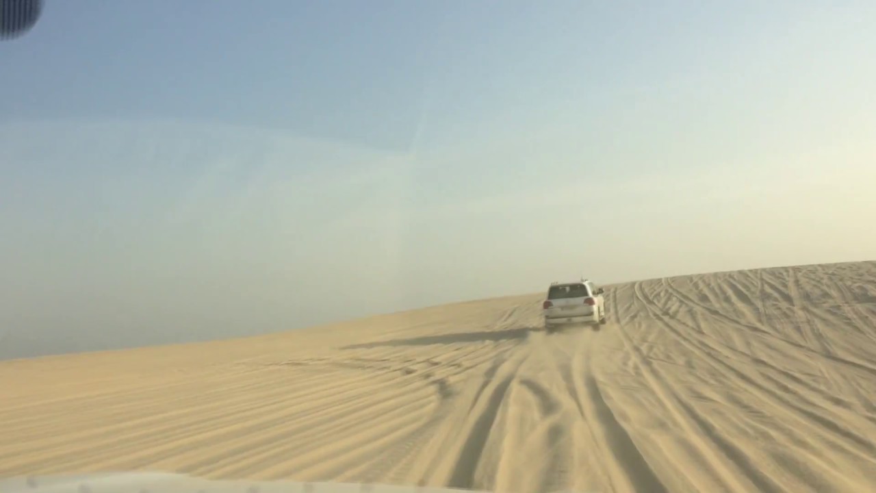 Im Gel&auml;ndewagen durch die Sandw&uuml;ste von Qatar