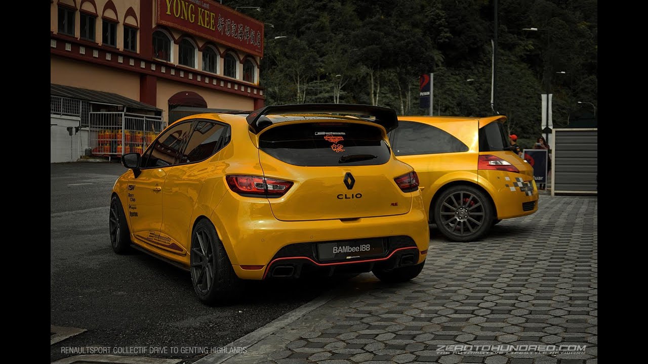 Renault Clio RS Installed Strut Tower Brace & Sway Bar by Ultra Racing