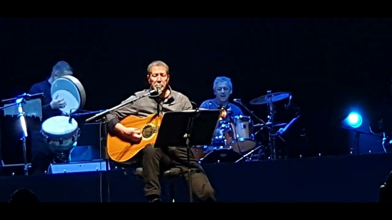 Ait Menguellet à Accor Arena le 26.11.2022 -t-nadigh fellam-
