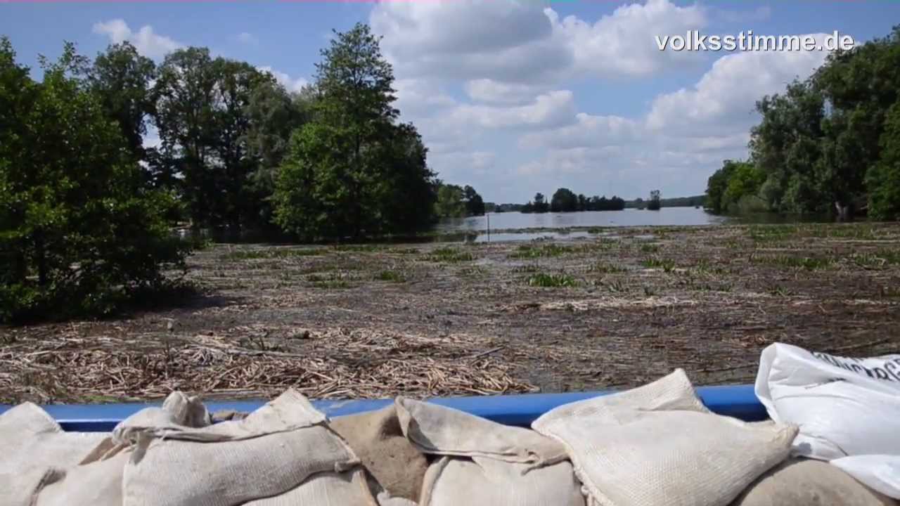 Hochwasser in der Altmark: 450 Helfer kämpfen in Bömenzien gegen die Fluten