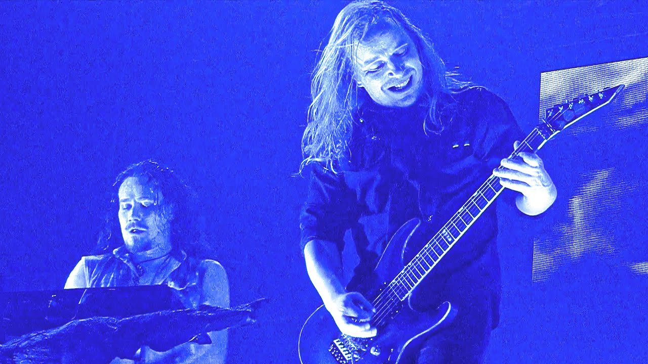 NIGHTWISH - The Poet And The Pendulum (OFFICIAL LIVE)