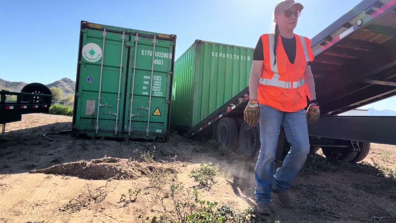 Mamma got to work yesterday! Moved 3  ship containers from the yard to a drop location. #moosemamma