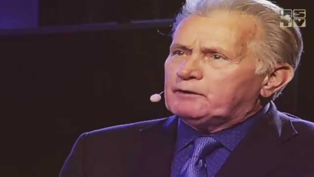 Martin Sheen & John Dear - Oslo civil society forum 2013
