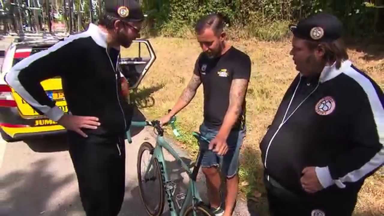 Wiel verwisselen met topmechanieker Vincent Hendriks van LottoNL-Jumbo