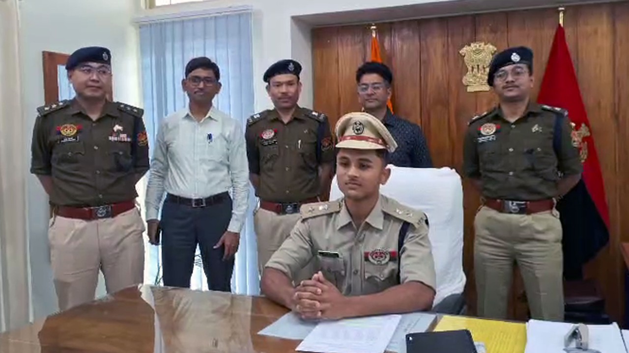 Dhalai Hangkor Police ni Twidulmwng bai Student Rokno Twiwi salsani  Role Model Play Awareness