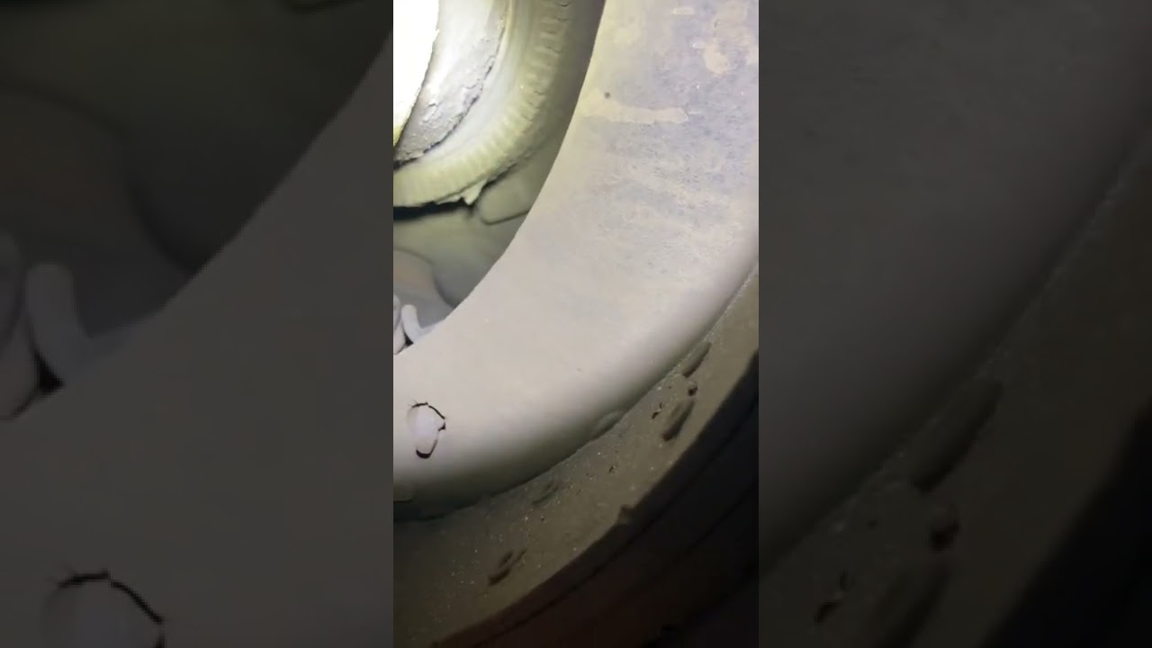 Checking Wheel Seal oil leak on a Trailer