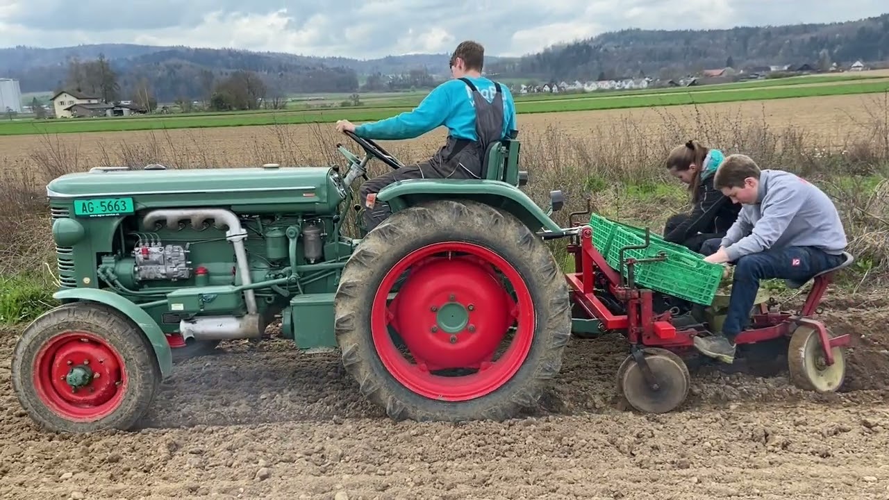 Hürlimann | Kartoffeln setzen pflanzen mit AEBI Vielfachgerät