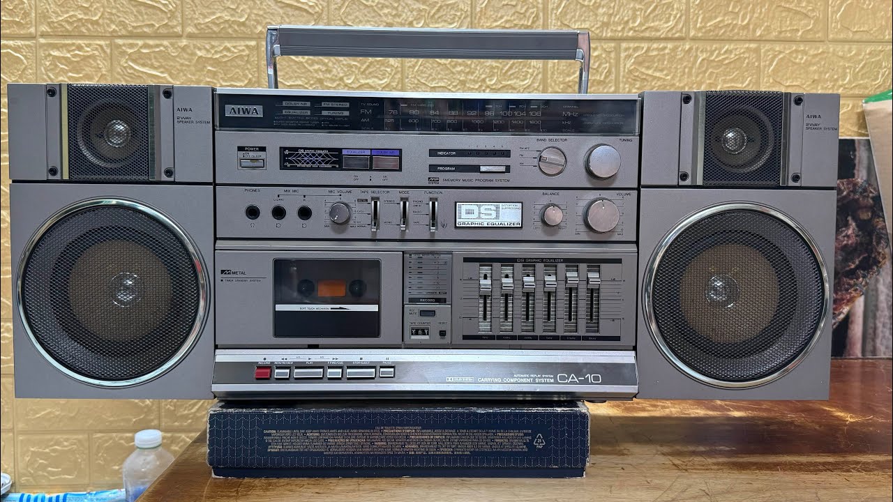 Aiwa CA 10 số sơ ri 21125328-Gia 5tr.liên hệ Thuỳ Audio Sài Gòn 0945019268.