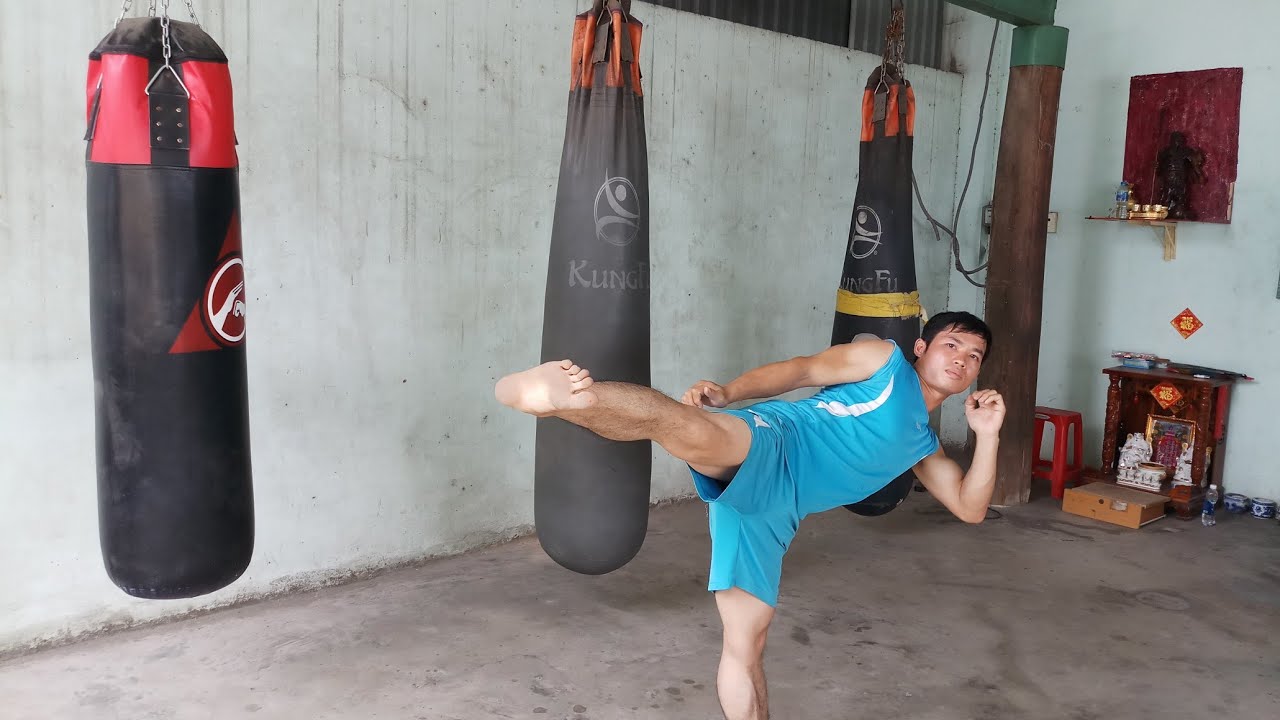 Hướng dẫn đòn chân xoay người đá cực mạnh
