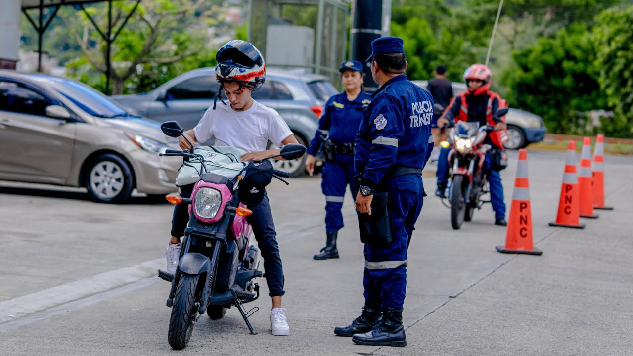 Operativos y controles policiales en San Marcos durante cerco de seguridad
