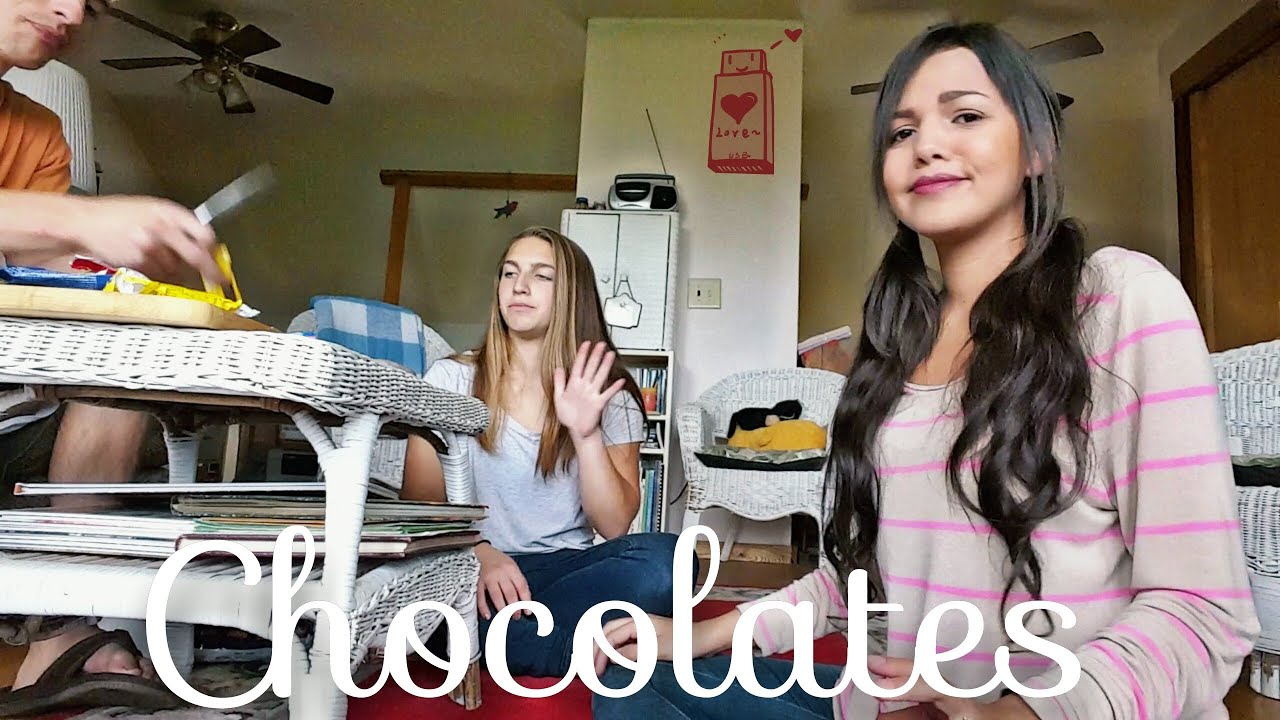 Americanos experimentando doces do Brasil