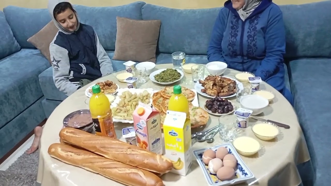 رجعات على غفلة خلعاتني بزاااف دقات علي مع الأدان🤔الله يسمعنا خبار الخير