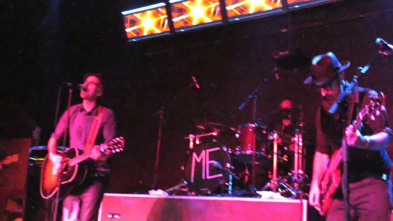 MIKEL ERENTXUN Esta Luz Nunca Se Apagara LIVE FROM 333 LIVE LOS ANGELES