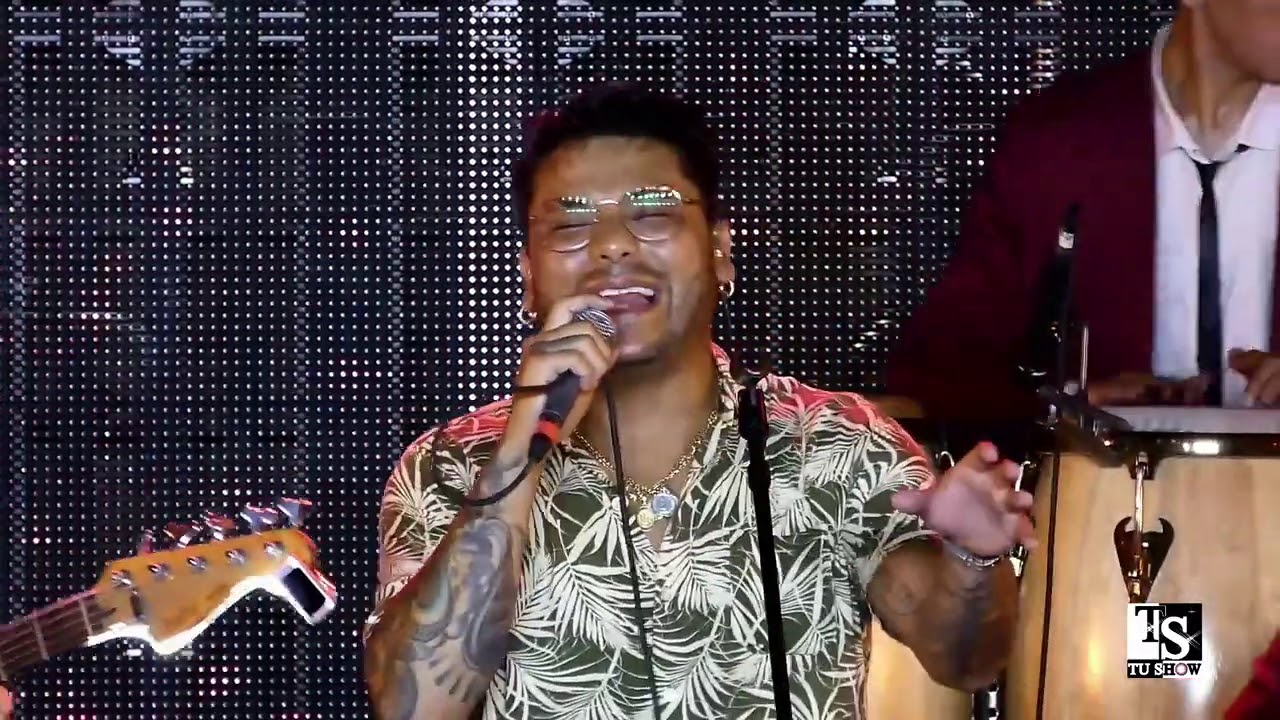 Uriel Lozano en Vivo
