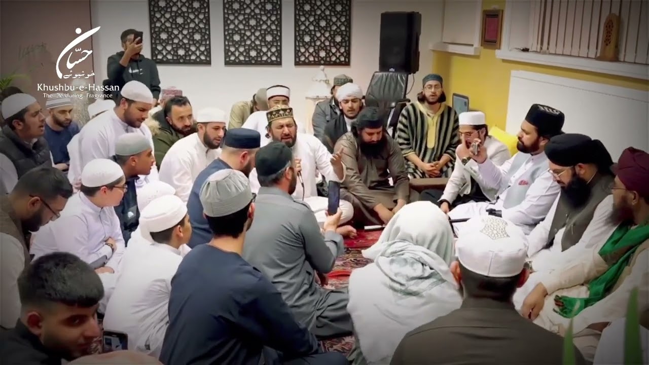 Qurban Mei Un Ki Bakhshish Ke (Naat Shareef with Daff) - Syed Faiz Rasool & Students