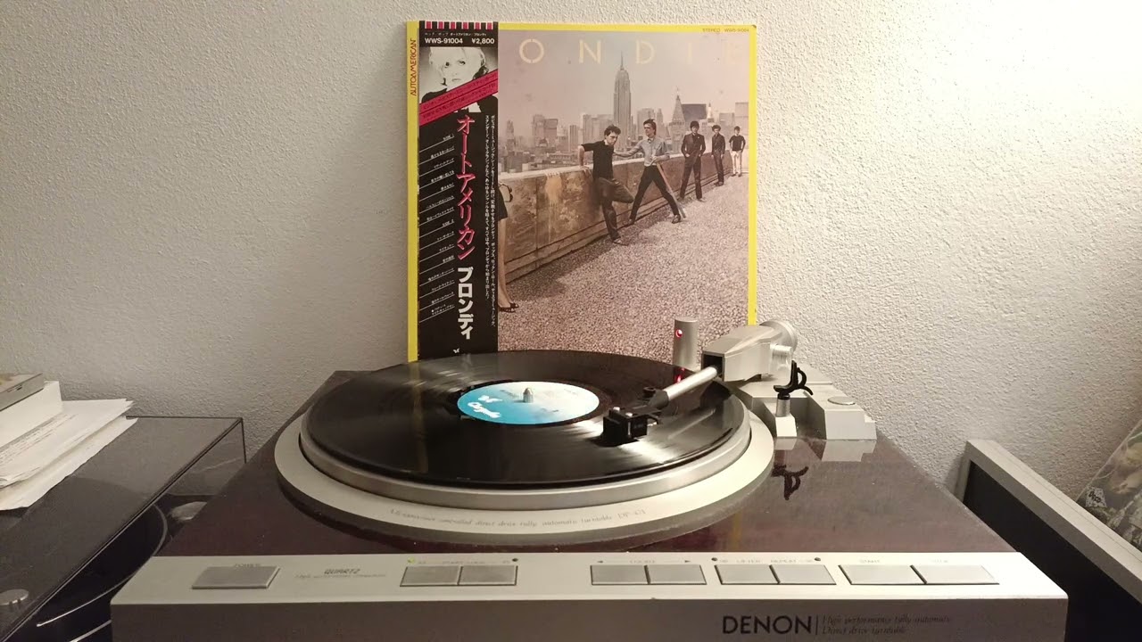 DENON DP-47F playing BLONDIE 
