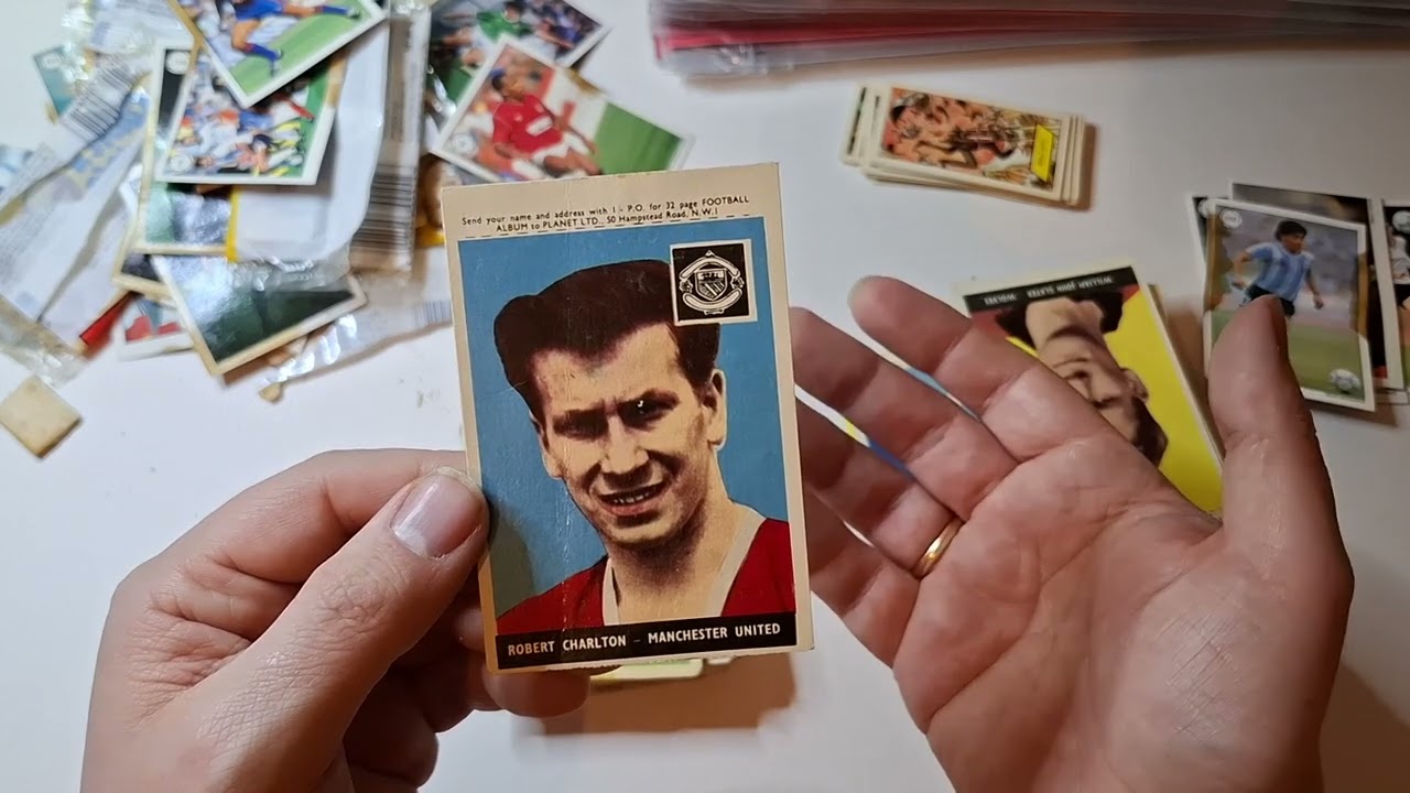 Vintage Football Cards from a UK Toy Show