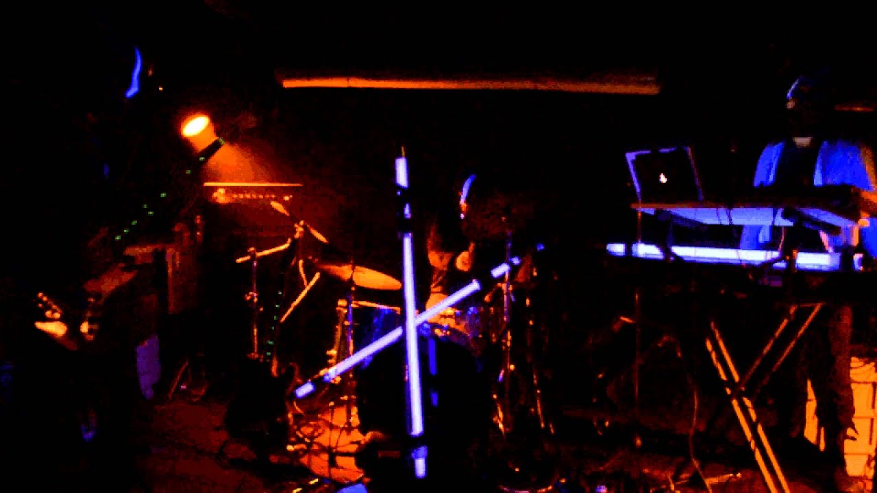 ULTRA ZOOK @ raymond bar - 16jan2012 - YAPATI YUPATA