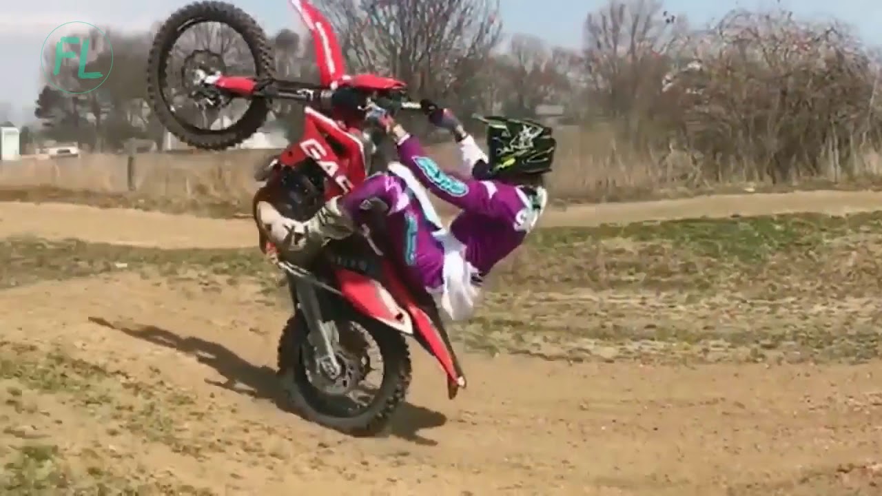 2017 Motorcycle Fails/Win - Best Motorcycle Compilation #4