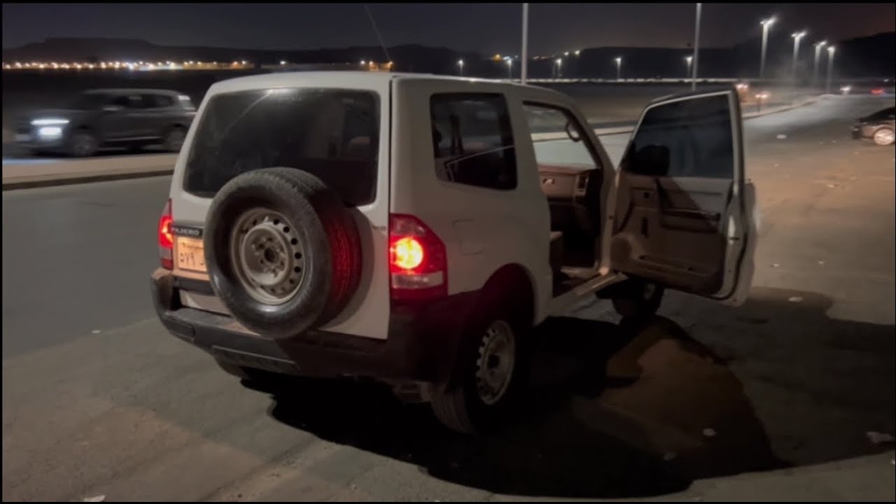 (ترتيب الباجيرو) تجديد باجيرو ربع 2002 و اول مقطع في القناه وتمنى دعمكم وذا شفتو أغلاط سلكو سلكو 🙃🙃