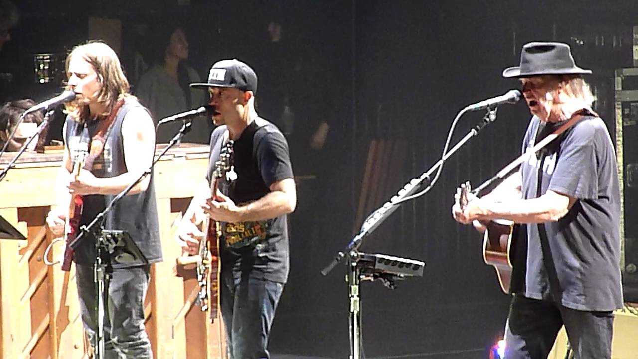 Neil Young -- HERE WE ARE IN THE YEARS -- Ziggo Dome - Amsterdam -- 9 juli 2016