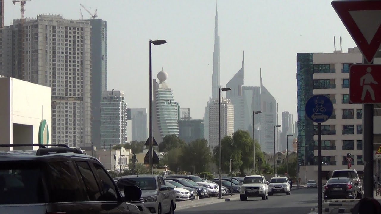 Dubai, United Arab Emirates Walk Tour From Al Mankhol To Burjman Metro Station