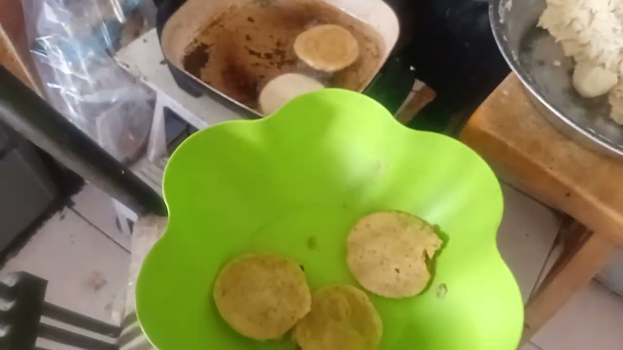 UNAS RICAS GORDITAS DE MAÍZ CON DOÑA BETY 