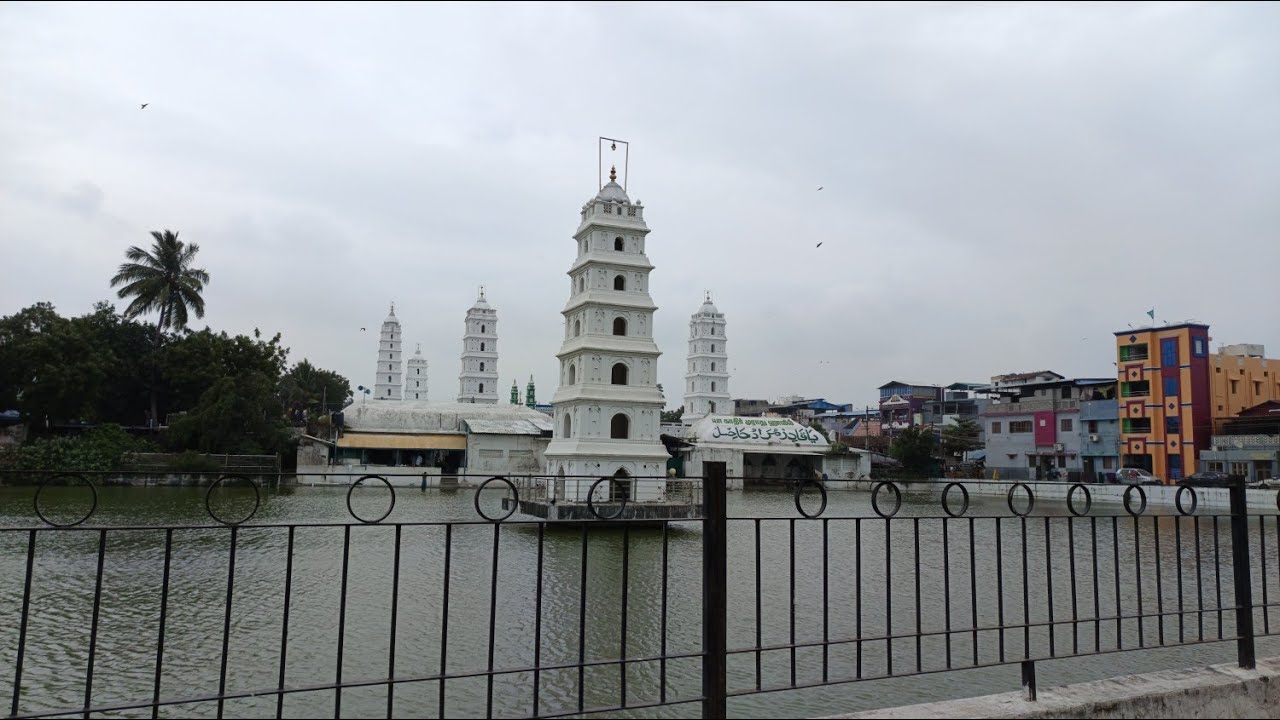 நாகூர் தர்காவில் இருக்கும் மர்ம ரகசியங்கள்