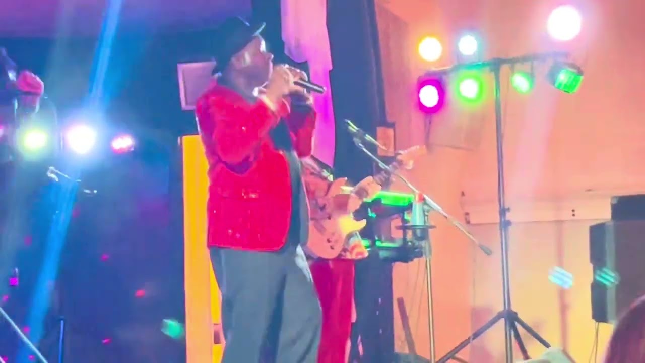 David Nobles & The AM Radio Band performing a cover: “Disco Inferno”