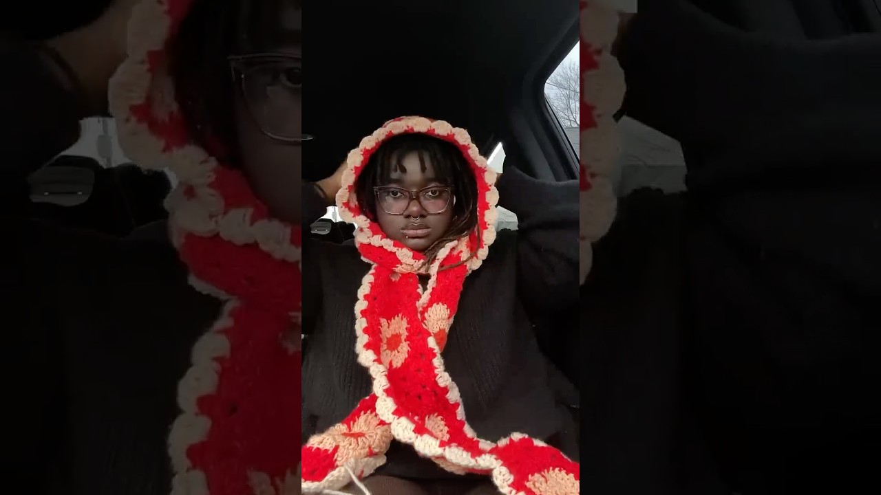 Crochet a scarf with Red Heart Flower Power yarn #crochetprojects #handmade #crochetscarf #crochet