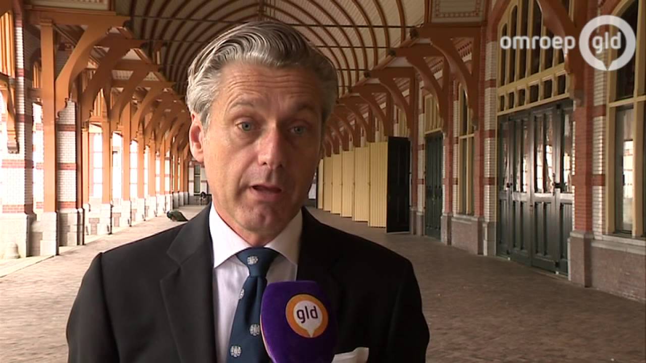 Oude Cadillac prinses Wilhelmina op Paleis Het Loo