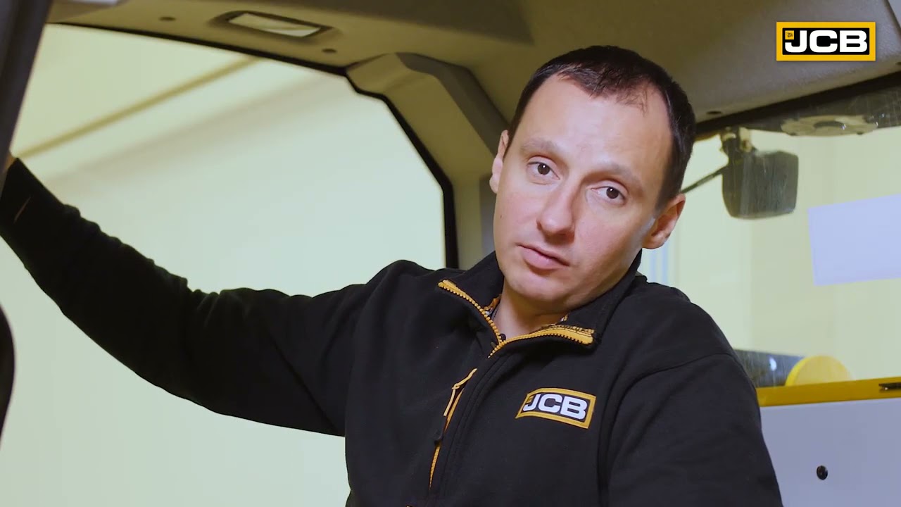 Использование кнопок управления и меню дисплея на мини-погрузчике // Советы эксперта JCB (Часть 6)