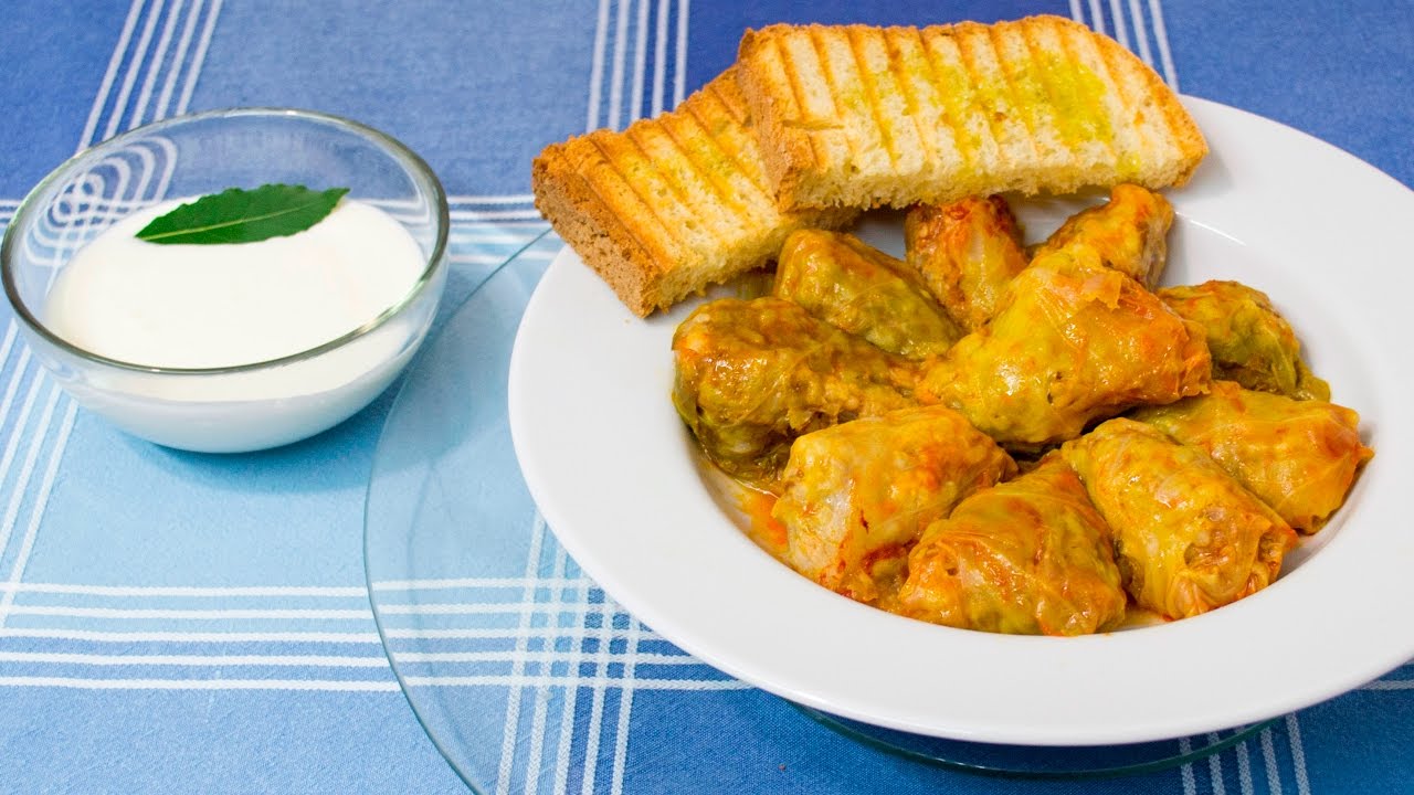 Involtini di Verza (sarmale/găluște) - un piatto tradizionale Moldavo (+ Variante Vegan)
