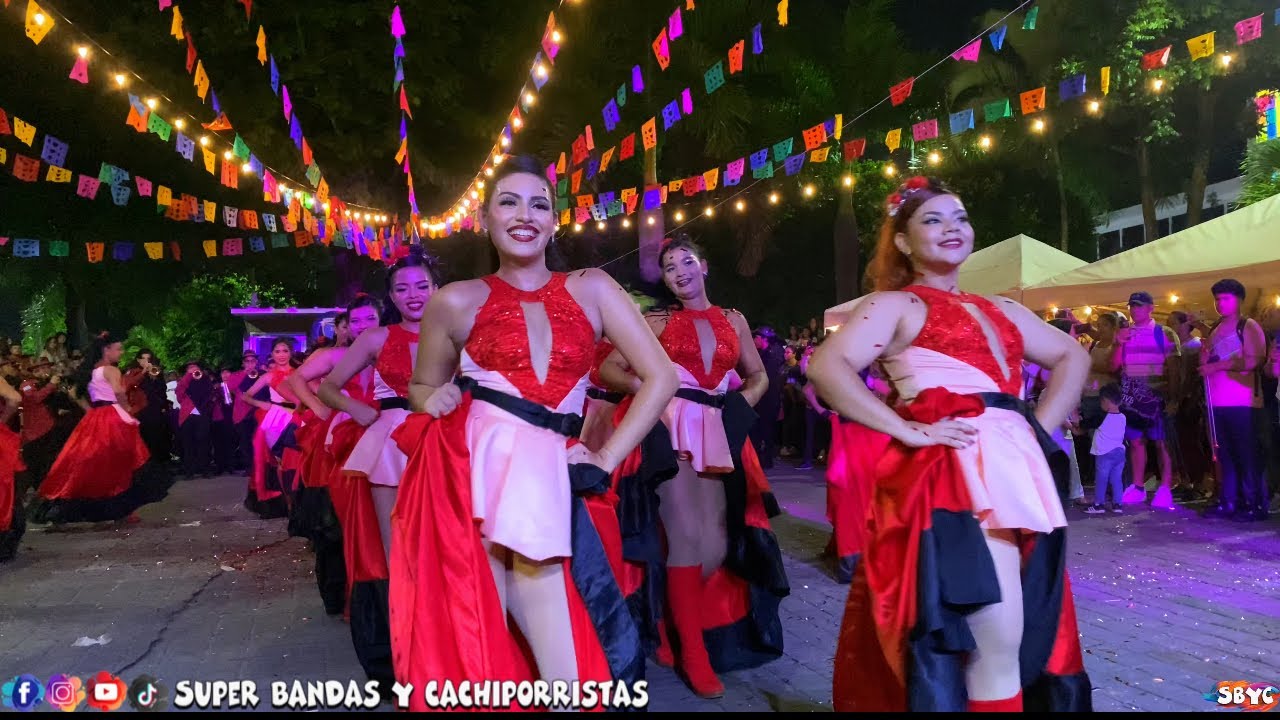 Espectacular Presentacion de los Amigos de Banda Musical Juventud Tineca.