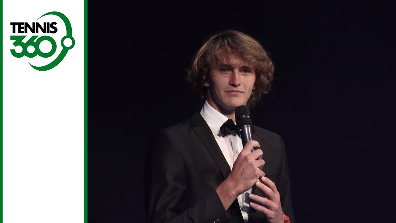 Alexander Zverev gives brilliant introduction to Roger Federer at Laver Cup gala