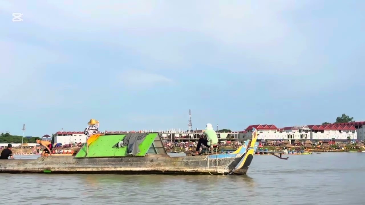អនុសាវរីយ៍ថ្ងៃប្រណាំងនៅខេត្ត ព្រៃវែង ២០២៤ ទូកង @ទូកបញ្ចកោណធិបតីបារាយណ៍សែនជ័យ  #៣០_០៨_២៥