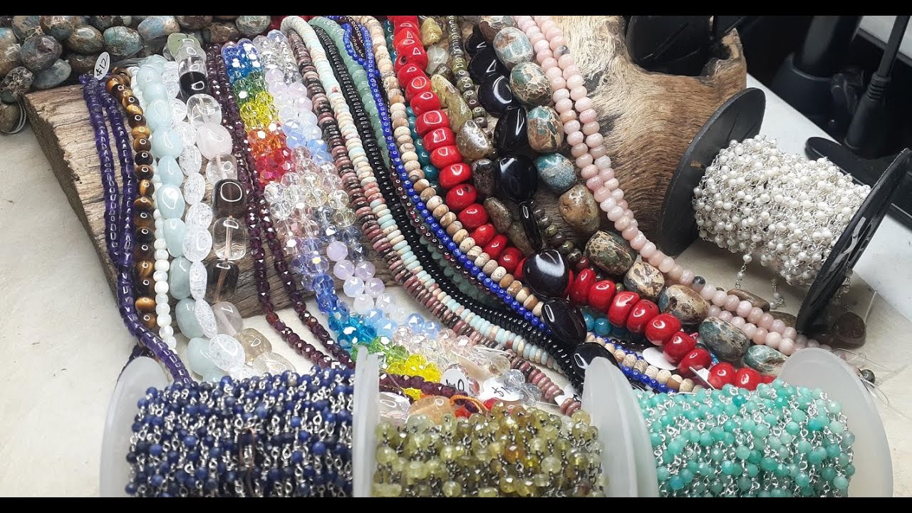Facebook Live Show 02/28/25 Featuring: More New Tucson Strands