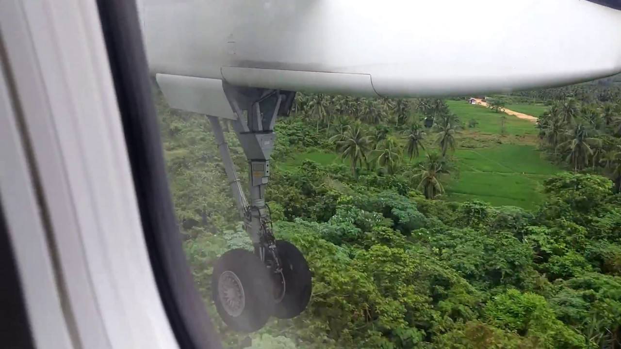 Philippine Airlines Bombardier Q400 Next Gen Landing at Siargao Airport