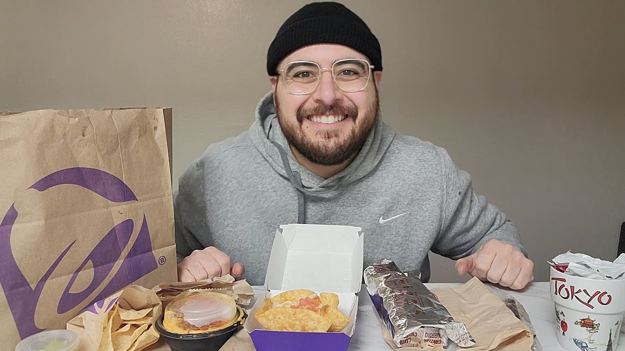 Taco Bell's NEW Luxe Value Menu REVIEW
