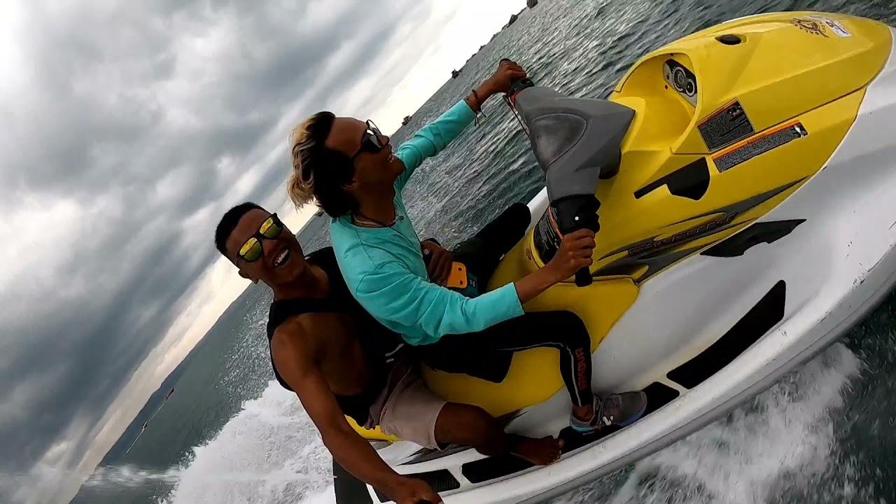 Serunya Bermain Jetski di Pangandaran - Eka goPangandaran