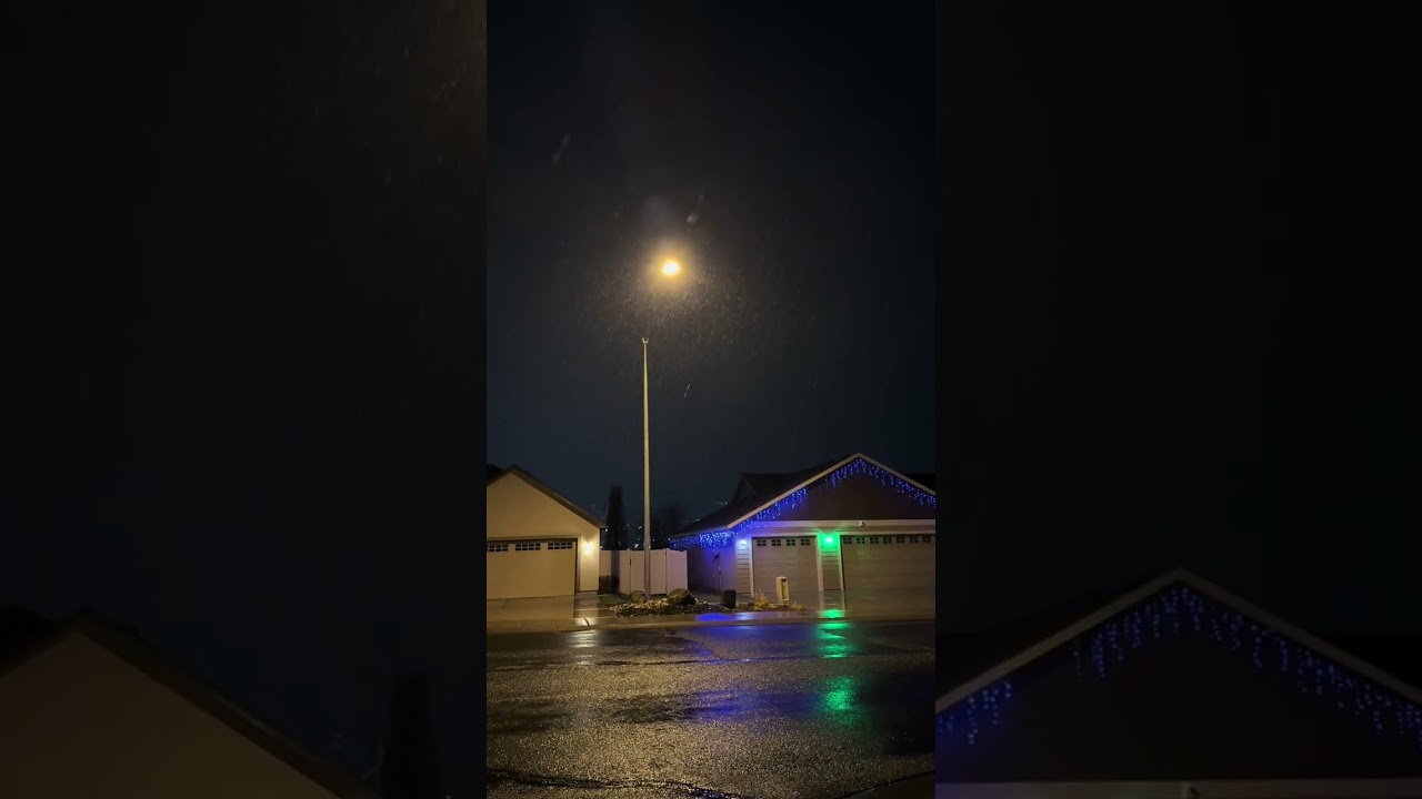 Music to fall asleep to. Song: Snow Dream. By: lmnl