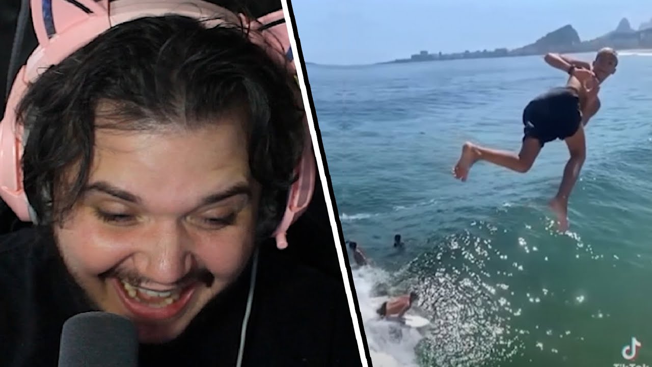 TOMOU UM CALDO! - Memes do discord