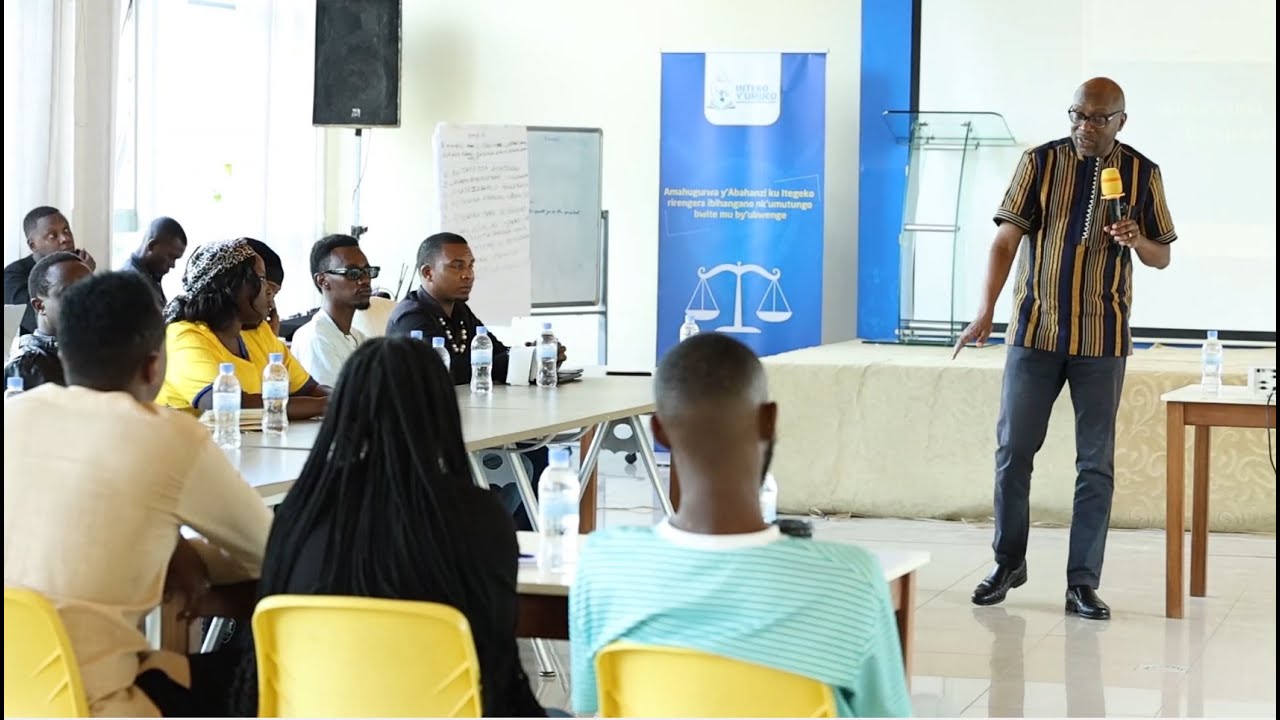 Uruhare rw' Ibigo mu Kurengera Abahanzi mu Ruganda Ndangamuco