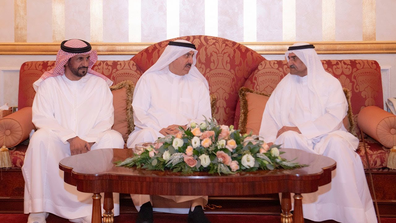 حاكم الفجيرة يتلقى تهاني وفد 