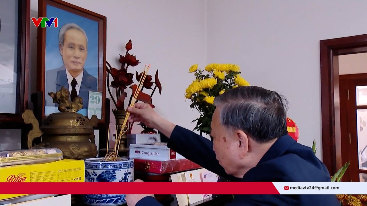 Tổng Bí thư dâng hương tưởng nhớ cố Thủ tướng Phạm Văn Đồng | VTV24