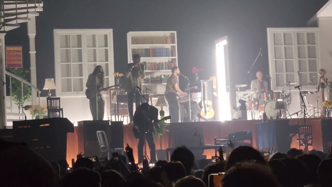 The 1975 - About You (first time live, Mohegan Sun Arena, Uncasville, November 3, 2022)