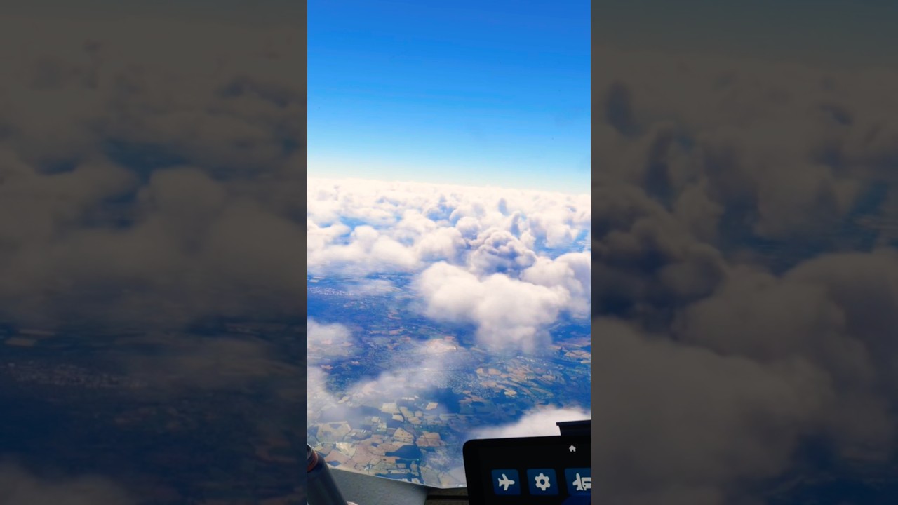 United Airlines - Climbing - 23,000ft above #fvtv #travel #msfs2020 #flightsim #va  #unitedairlines