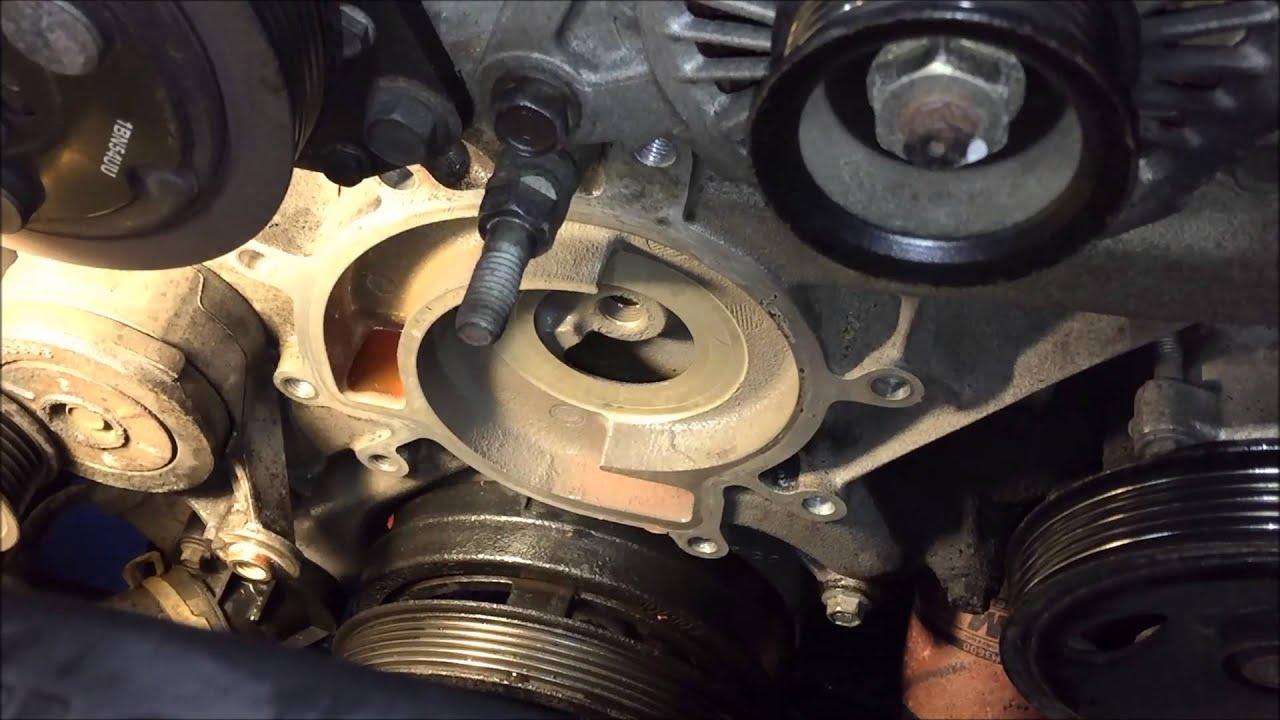 Замена водяного насоса Jeep Liberty 3.7 V6