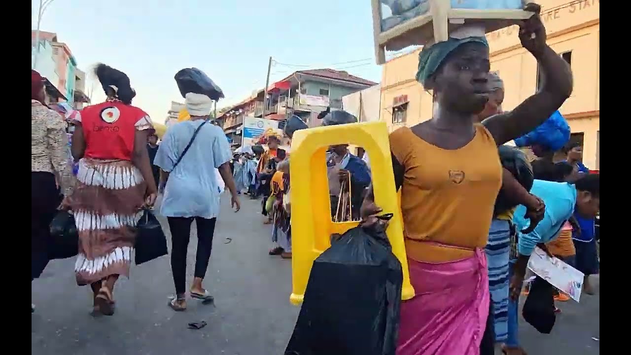 AN AFTERNOON STROLL THROUGH KINBU, TUDU TO THE MAKOLA MARKET IN ACCRA, GHANA, AFRICA (UNEDITED)